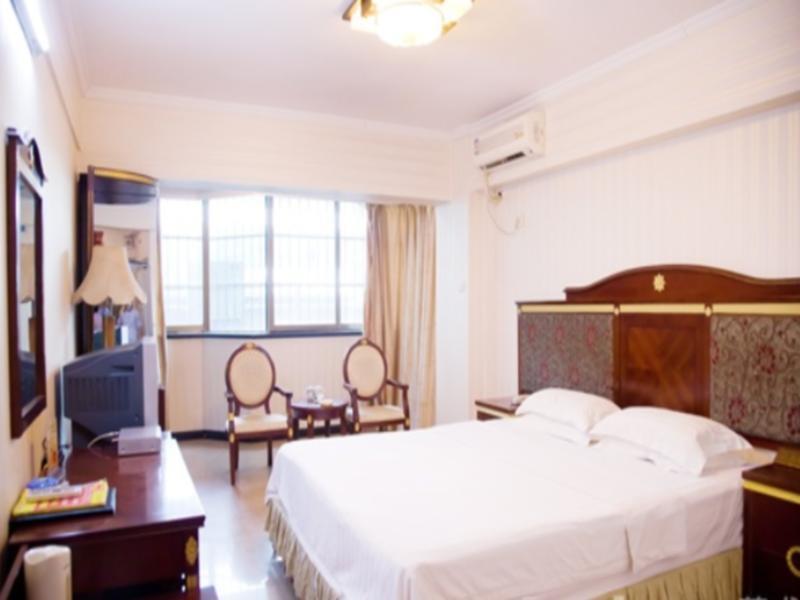 Nanning Gold Red Forest Hotel Екстериор снимка